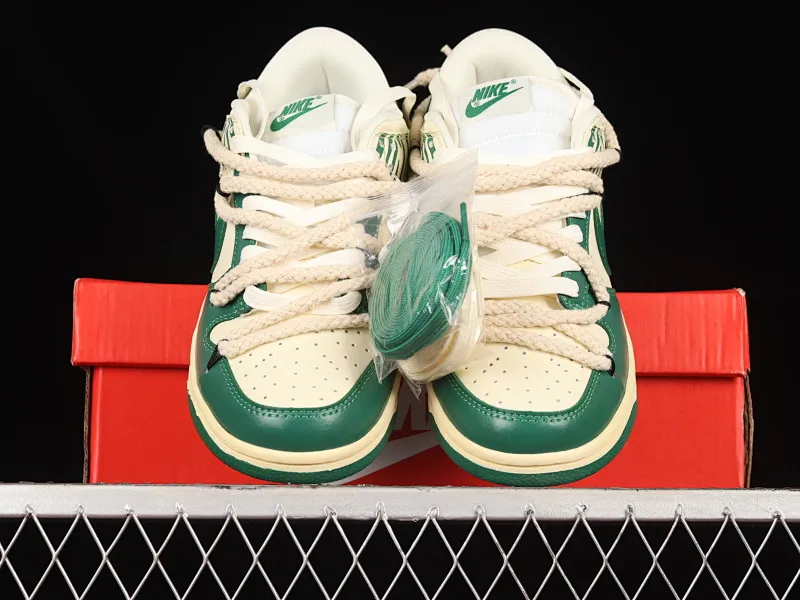 All categories Nk SB Dunk series Nk SB Dunk Low low-top sneakers Nk Dunk Low distressed beige customized version of deconstructed strap casual sneakers DD1503-112